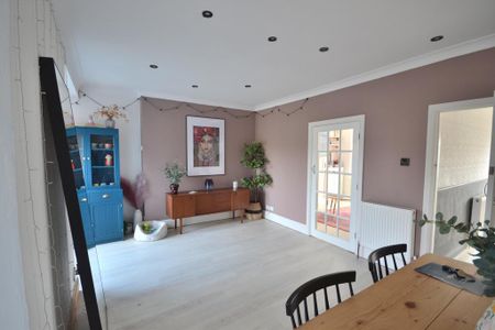 3 bedroom terraced house to rent - Photo 2
