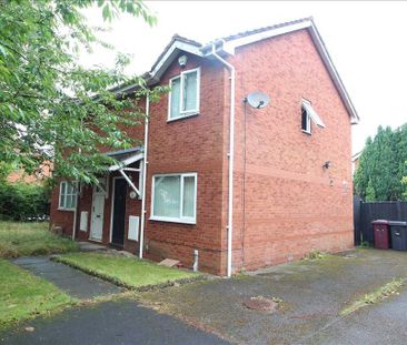 3 bedroom semi-detached house to rent - Photo 5