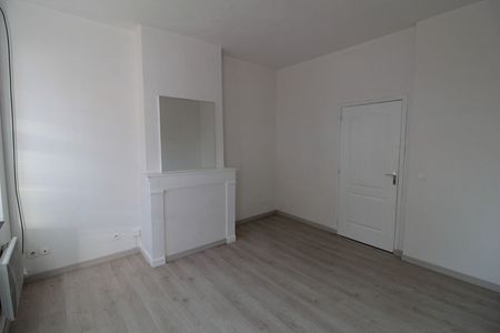 Location Appartement 1 pièce 39m² - Photo 2