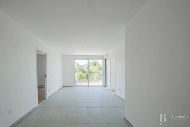 Rental Apartment Bordeaux Saint-Jean - Photo 1