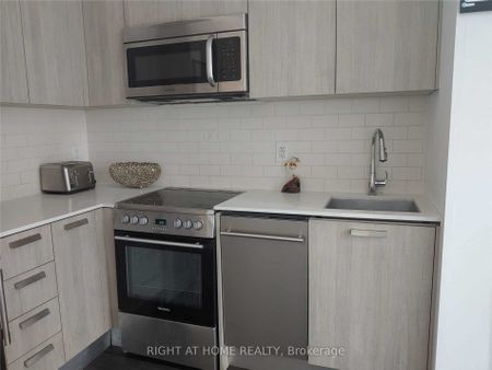 For Lease - 42 Charles Street Unit# 2903, Toronto, Ontario - Photo 2