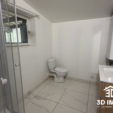 Location Appartement 2 pièces 42m² AVESNES SUR HELPE 59440 - Photo 3