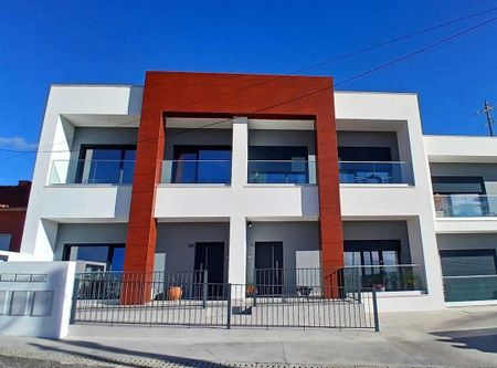 Lisboa, Lisbon 2655 - Photo 2