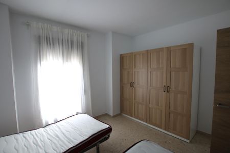 Apartment - Granada (Gran via) - Photo 2