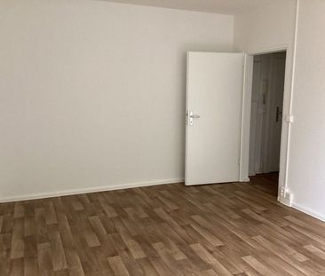 Singleglück - Erstbezug nach Modernisierung - Foto 1