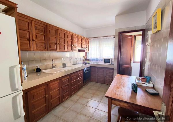 **To rent in Las Galletas, 2 bedroom apartment