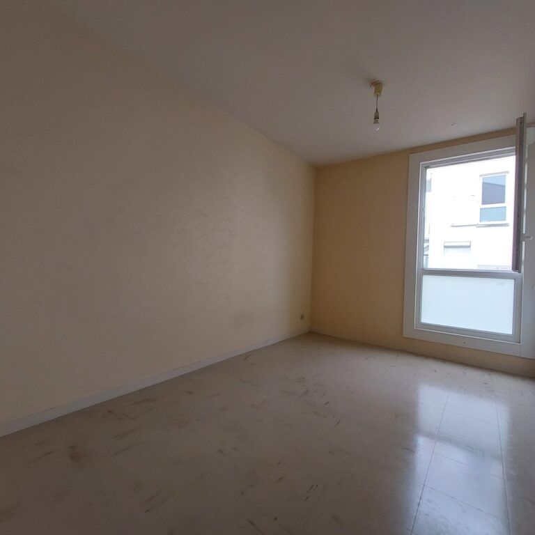 LOCATION APPARTEMENT T3, POITIERS, BEAULIEU - Photo 1