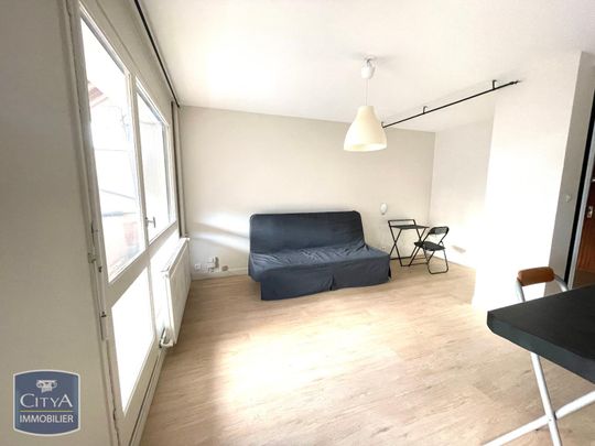 Location Appartement 1 pièce 31m² ST ETIENNE 42100 - Photo 1
