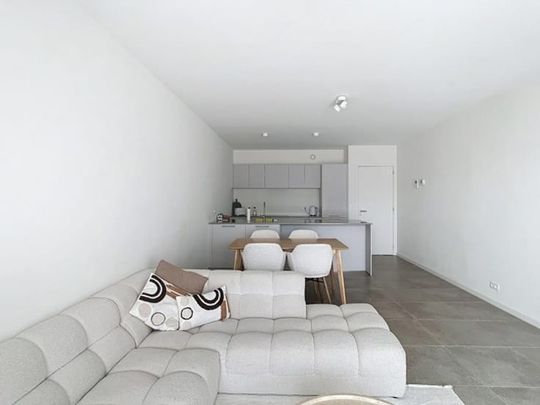 Appartement te huur - Photo 1