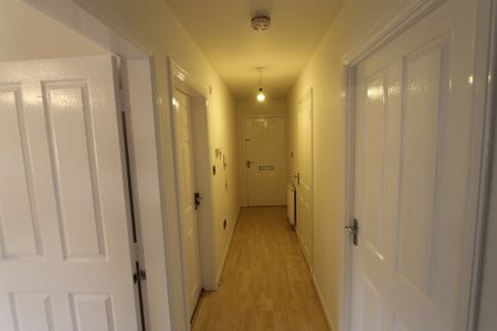 2 Bedroom Property To Rent - Photo 4