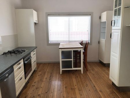 C21 Central West - 6862 3793 - Photo 5