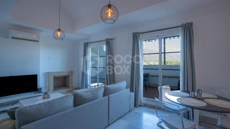 Bright apartment Duplex with Sea and Mountain Views in Puerto Banus - Photo 3