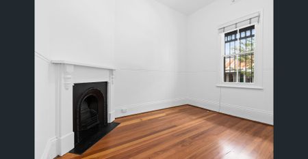 Great lifestyle location moments to everything - Photo 2