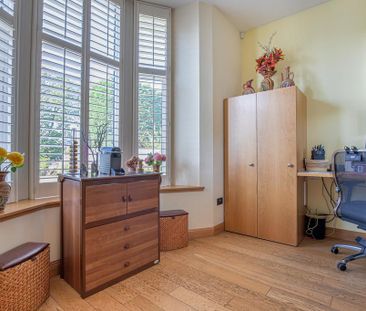 4 bedroom detached house to rent - Photo 2