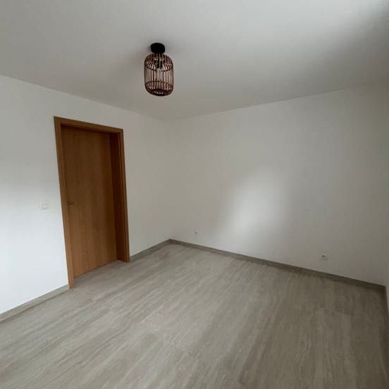 Appartement te huur - Photo 1