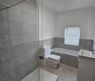 2 bedroom end of terrace house to rent - Photo 4
