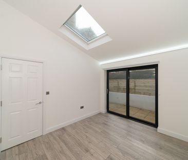 3 Bed Flat, East Dulwich Road, SE22 - Photo 6