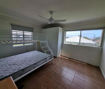 34A Trafalgar Street - Photo 2