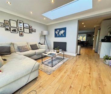 3 bedroom semi-detached house to rent - Photo 2