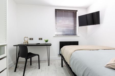 6 bedroom house to rent - Photo 4