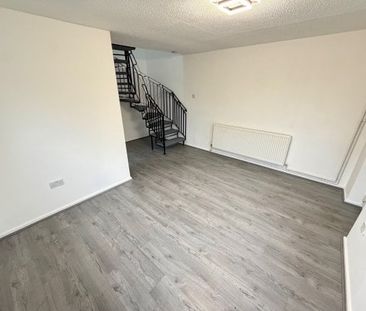 Roundhill Way, LOUGHBOROUGH, LE11 - Photo 2