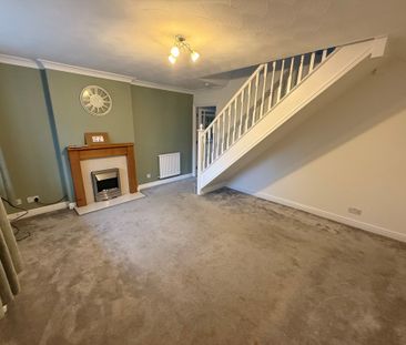 West Vale, Radcliffe - Photo 1