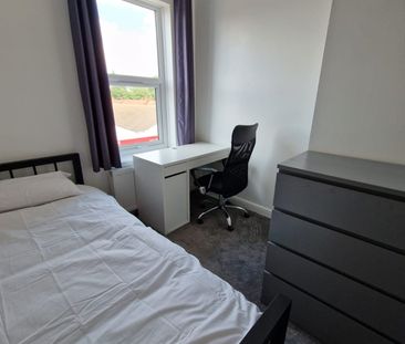3 Bed Flat, Queens Road, NG9 - Photo 5