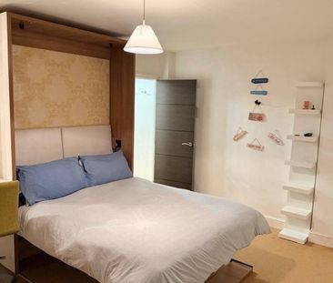 Studio Flat, Cambridge Street, SW1V - Photo 1