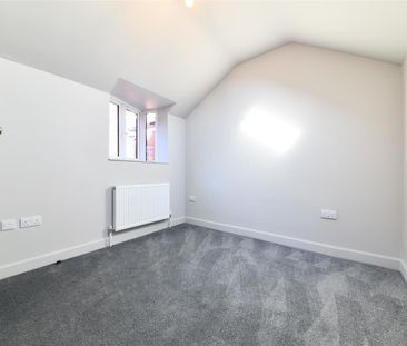 High Street, Stevenage, SG1 - Photo 1