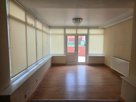 Rainford Road, Billinge, Wigan, WN5 7PG - Photo 2