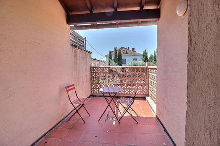 STUDIO MEUBLE AVEC BALCON - ALBI - Photo 4