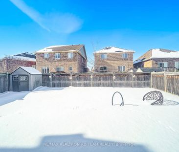 For Lease - 10 Campview Street, Whitby, Ontario - Photo 1