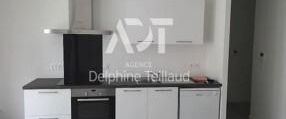 Location Appartement 2 pièces 48m² MEYLAN 38240 - Photo 1