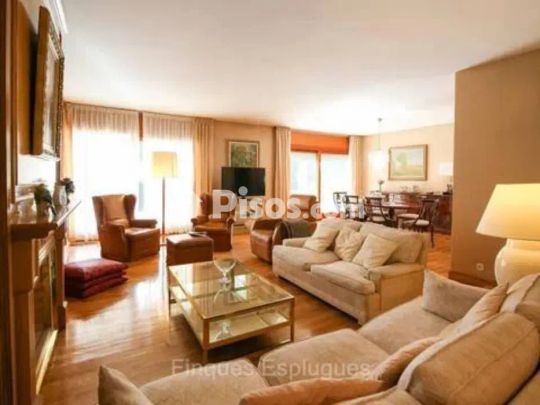 Chalet en alquiler en Esplugues de Llobregat - Photo 1