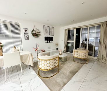 Room in a Shared Flat, Eider Apartments, NW9 - Photo 3