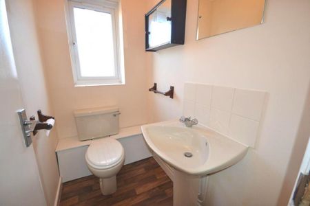 1 bedroom maisonette to rent - Photo 3