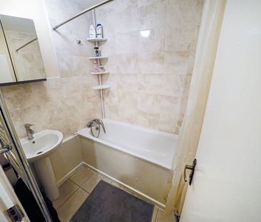 Room in a Shared Flat, Gilby House, E9 - Photo 4