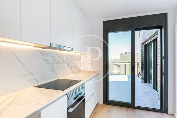 Luxury penthouse for rent in Esplugues de Llobregat, Catalonia - Photo 1