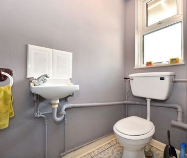 Room in a Shared House, Amhurst Road, E8 - Photo 5