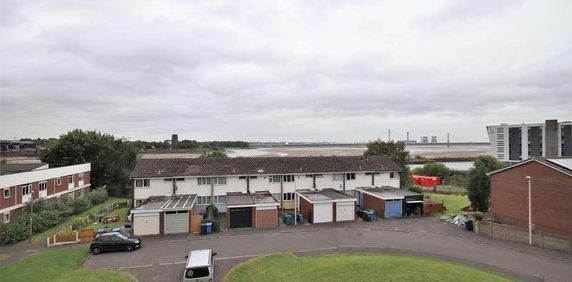 Water Street, Runcorn, WA7 - Photo 2