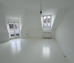 Dachgeschoß mit Erker, Lift & Dachterrassen-Zugang nur durch Wohnung - Foto 3