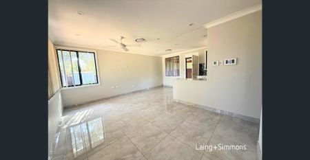 Comfortable three-bedroom home with modern inclusions - Photo 3