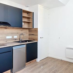 Appartement à louer - REIMS - ST ANNE- CHU - Photo 2