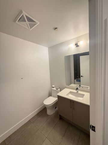 For Lease - 2450 Old Bronte Road Unit# 609, Oakville, Ontario - Photo 3