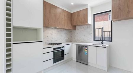 Brand New 4-Bedroom Standalone Home in Mangere - Photo 2