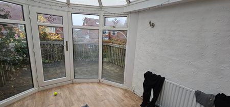 5 Bed - 19 St Chads View, Headingley, Leeds - - Student - Photo 4