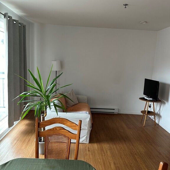 Grand 31/2 Sherbrooke Centre-ville - Photo 1