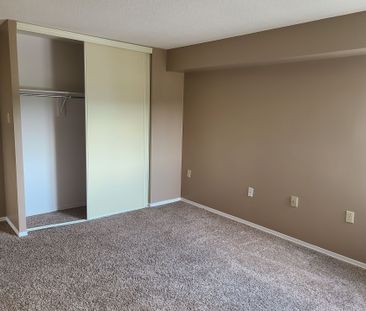 For Lease - 860 Commissioners Road Unit# 707, London South, Ontario - Photo 1