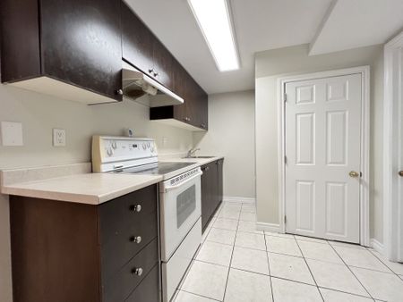 For Lease - 3866 Freeman Terrace Unit# Basement, Mississauga, Ontario - Photo 2