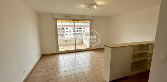 Studio lumineux avec terrasse - Photo 2